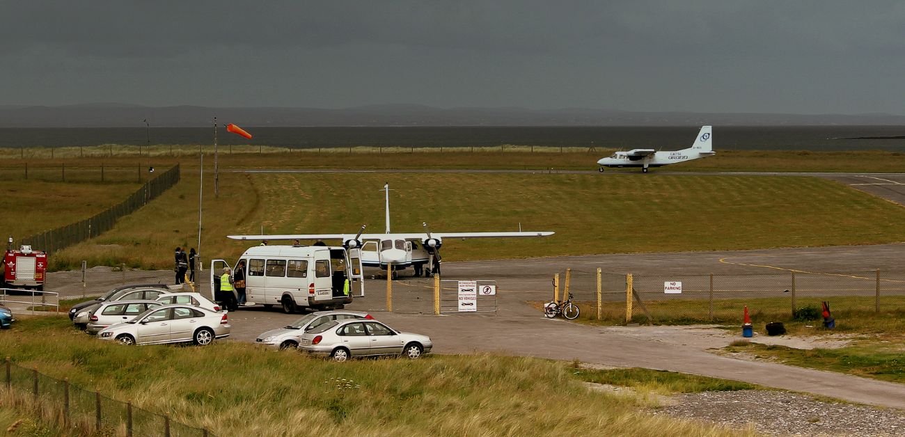 Aer Arann Islands Airlines IOR Terminal – Inishmore Airport