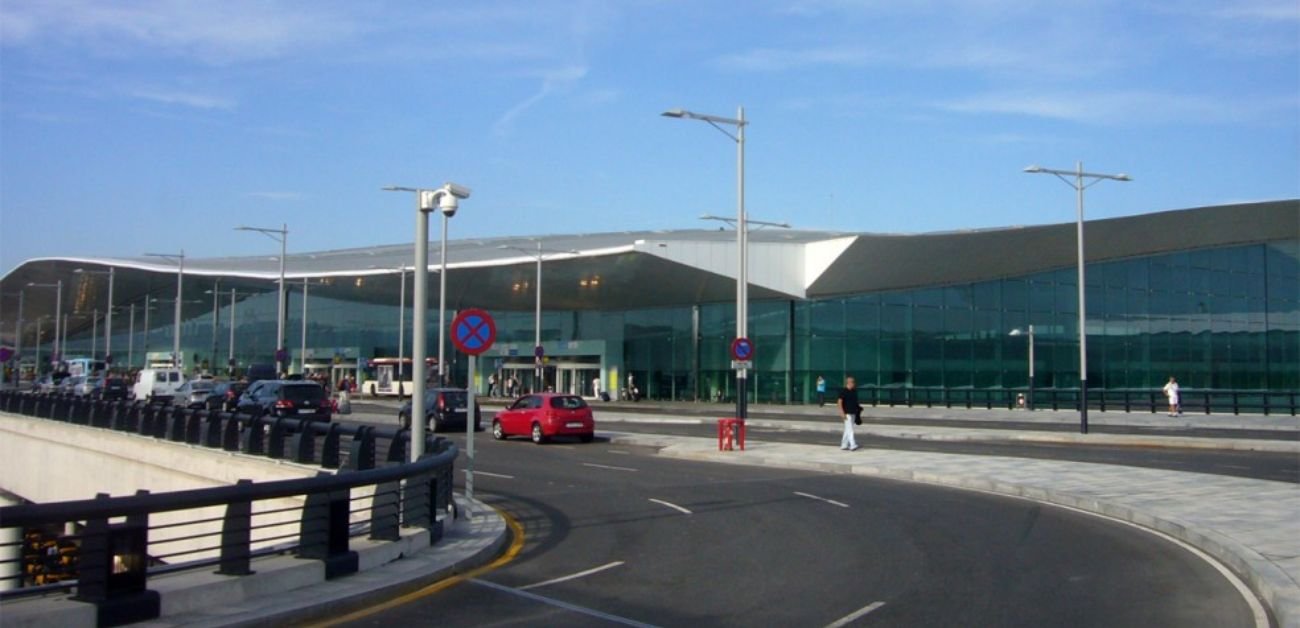 AeroItalia BCN Terminal - Josep Tarradellas Barcelona-El Prat Airport
