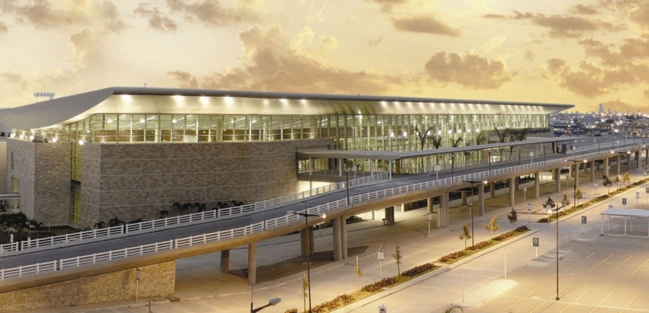 Simón Bolívar International Airport